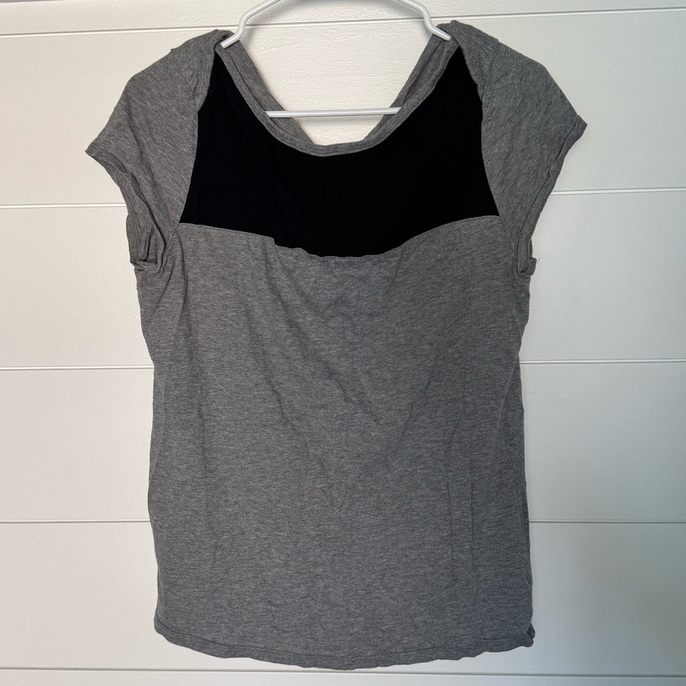 Merona Gray and Black Short Sleeve Tee, Women’s XL